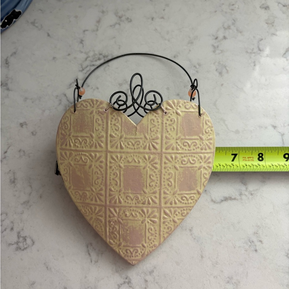 Decorative Heart Hanging decor pale pink - Picture 4 of 6
